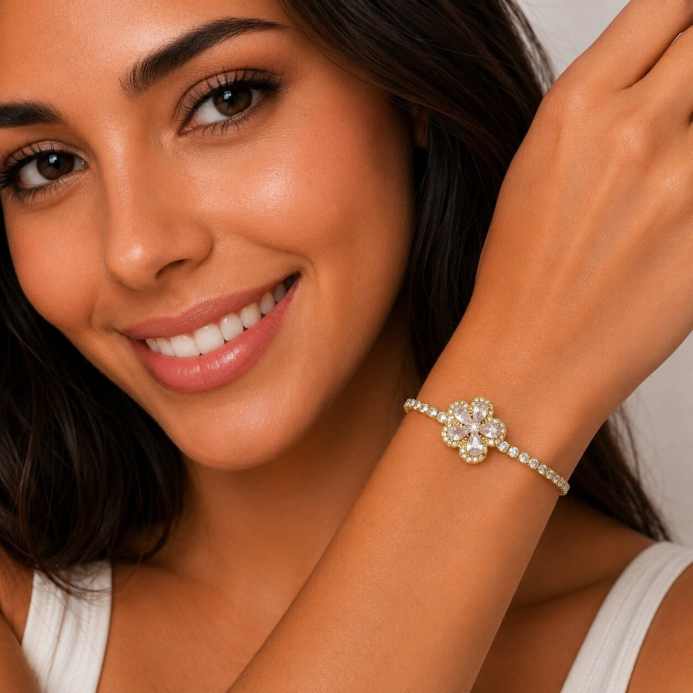 Oro Laminado Fancy Bracelet, Gold Filled Style Flower and Teardrop Design, with White Cubic Zirconia, Polished, Golden Finish