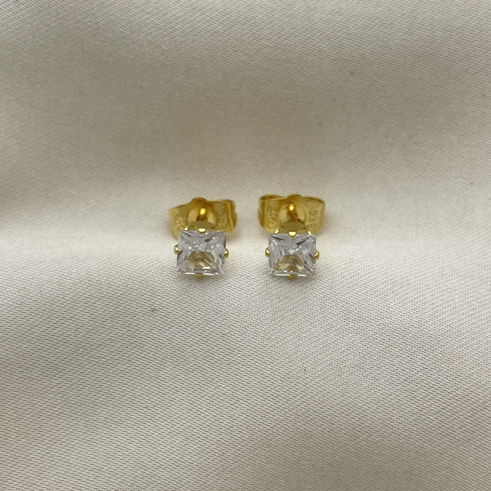 Oro Laminado Stud Earring, Gold Filled Style with White Cubic Zirconia, Polished, Golden Finish