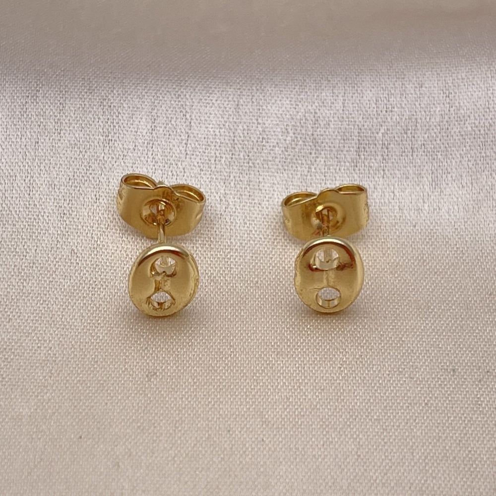 Oro Laminado Stud Earring, Gold Filled Style Puff Mariner Design, Polished, Golden Finish
