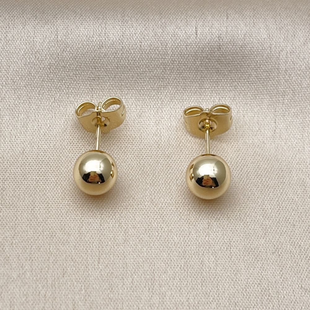Oro Laminado Stud Earring, Gold Filled Style Ball Design, Polished, Golden Finish