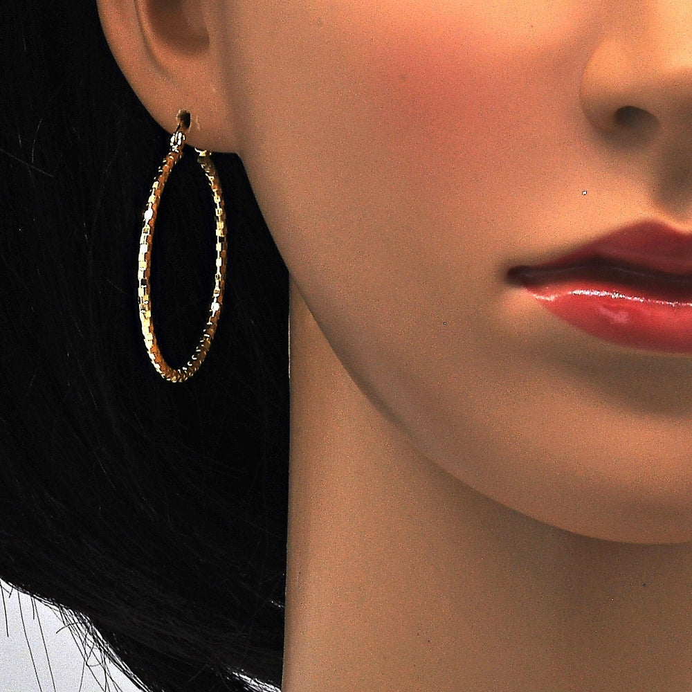 Oro Laminado Medium Hoop, Gold Filled Style Diamond Cutting Finish, Golden Finish