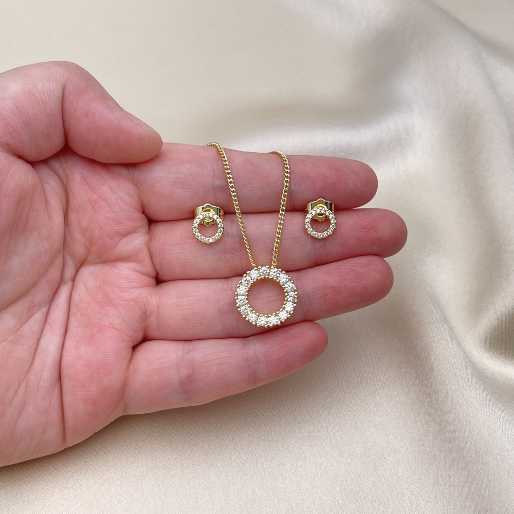 Oro Laminado Earring and Pendant Adult Set, Gold Filled Style with White Cubic Zirconia, Polished, Golden Finish