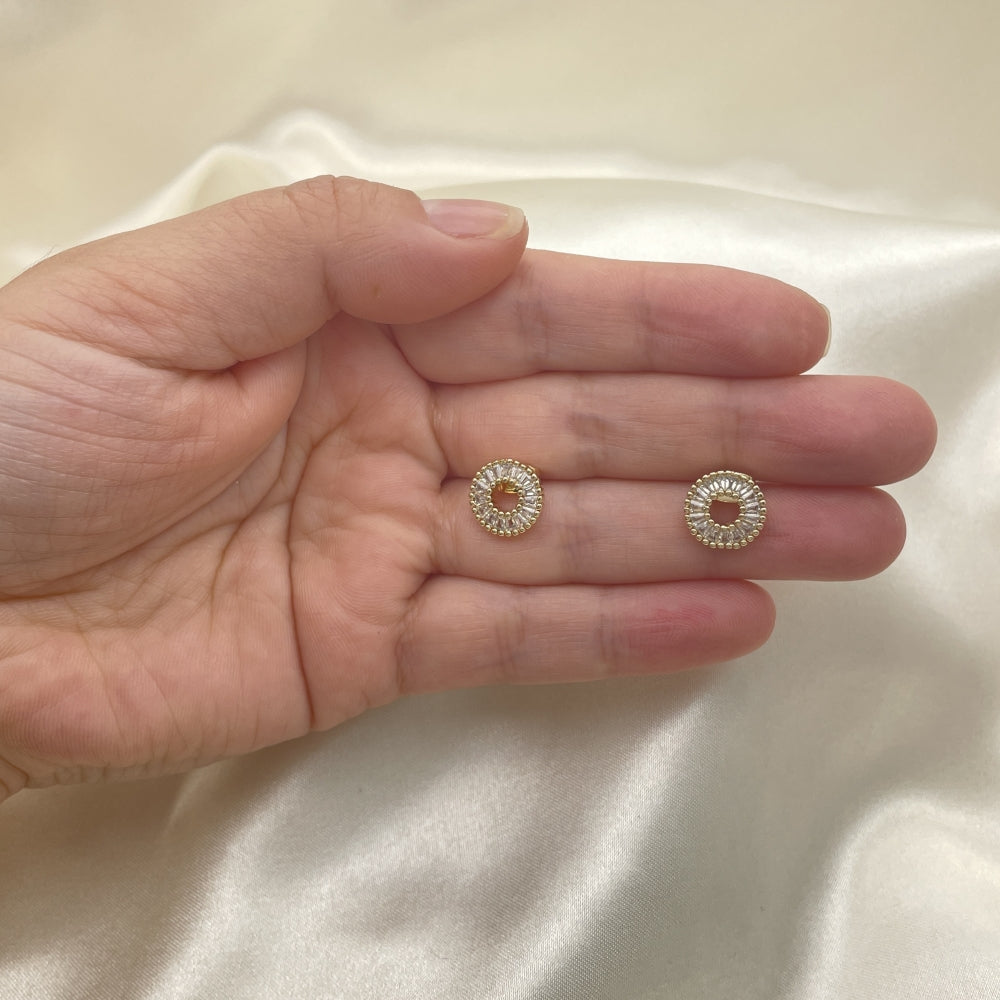 Oro Laminado Stud Earring, Gold Filled Style Baguette Design, with White Cubic Zirconia, Polished, Golden Finish