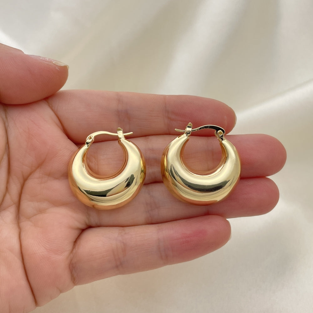 Oro Laminado Medium Hoop, Gold Filled Style Hollow Design, Polished, Golden Finish