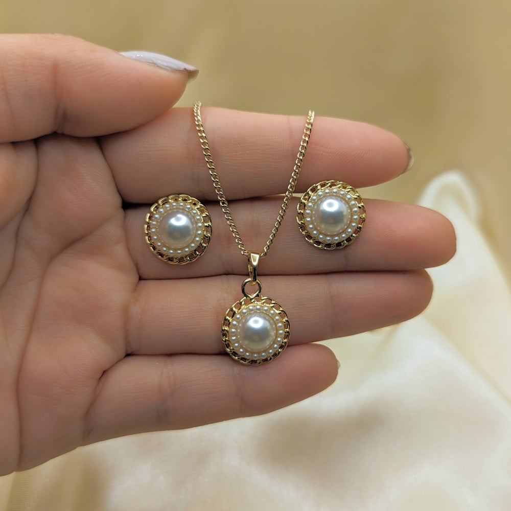 Oro Laminado Earring and Pendant Adult Set, Gold Filled Style Flower Design, with Ivory Pearl, Polished, Golden Finish