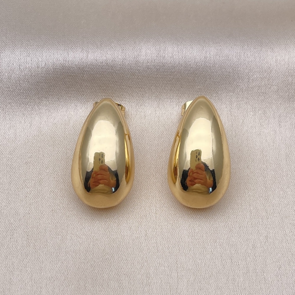 Oro Laminado Stud Earring, Gold Filled Style Teardrop Design, Polished, Golden Finish