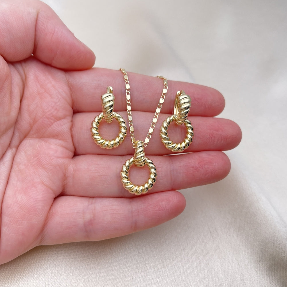 Oro Laminado Necklace and Earring, Gold Filled Style Twist Design, Polished, Golden Finish