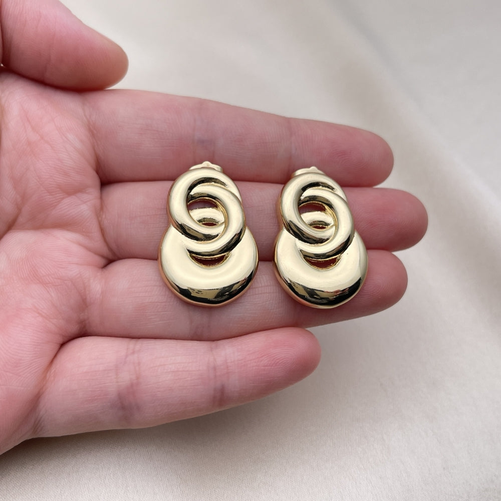 Oro Laminado Stud Earring, Gold Filled Style Infinite Design, Polished, Golden Finish