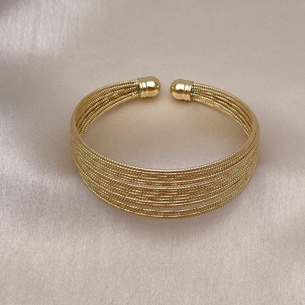 Oro Laminado Individual Bangle, Gold Filled Style Polished, Golden Finish