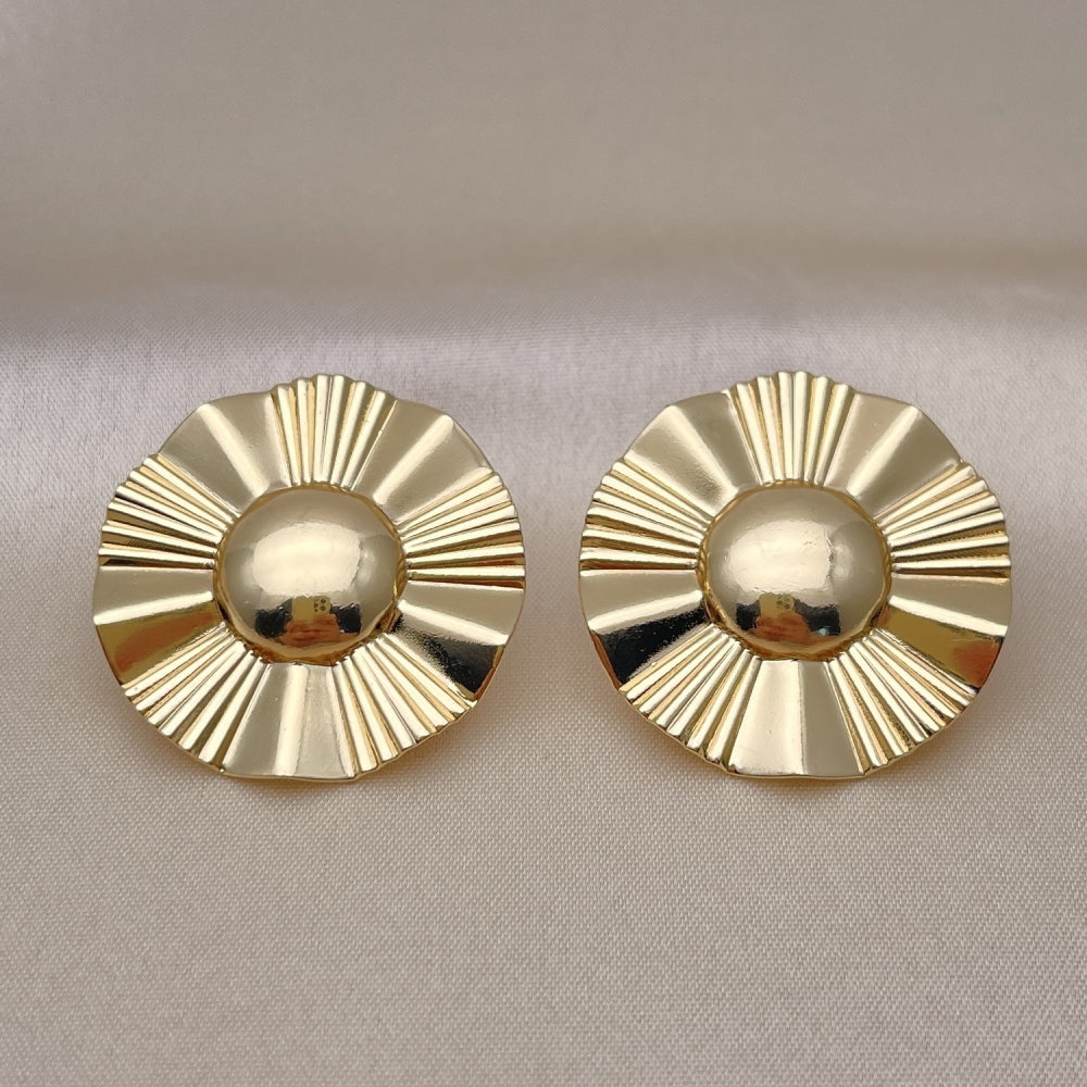 Oro Laminado Stud Earring, Gold Filled Style Sun Design, Diamond Cutting Finish, Golden Finish