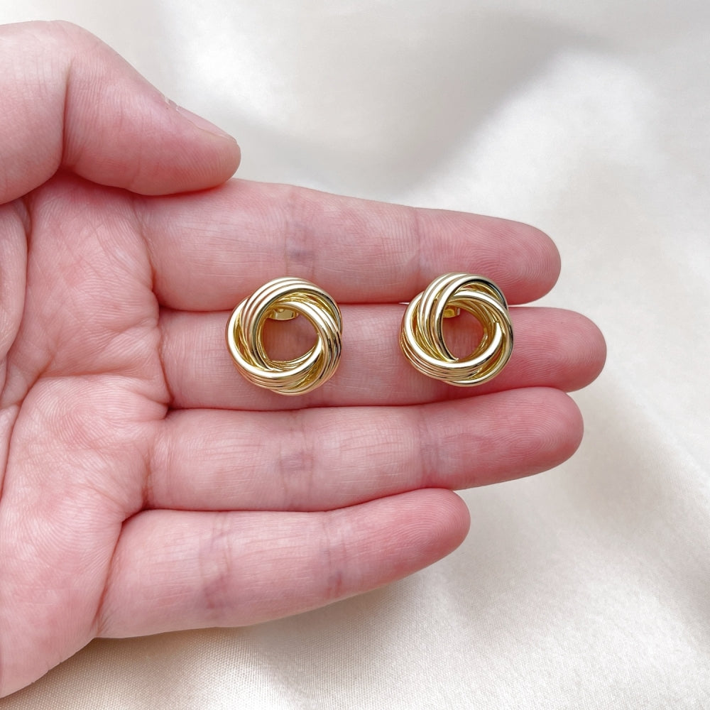 Oro Laminado Stud Earring, Gold Filled Style Love Knot Design, Polished, Golden Finish