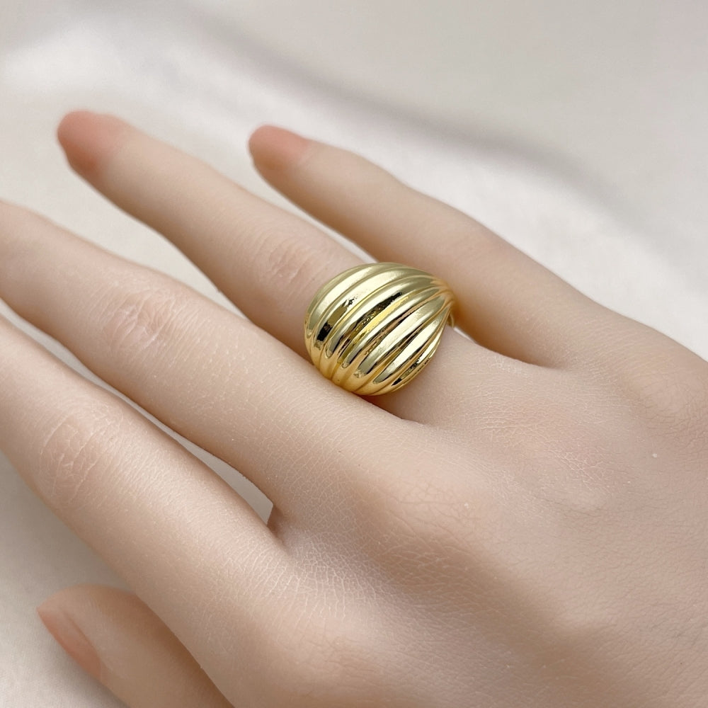 Oro Laminado Elegant Ring, Gold Filled Style Teardrop Design, Polished, Golden Finish