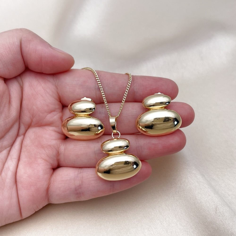 Oro Laminado Earring and Pendant Adult Set, Gold Filled Style Polished, Golden Finish