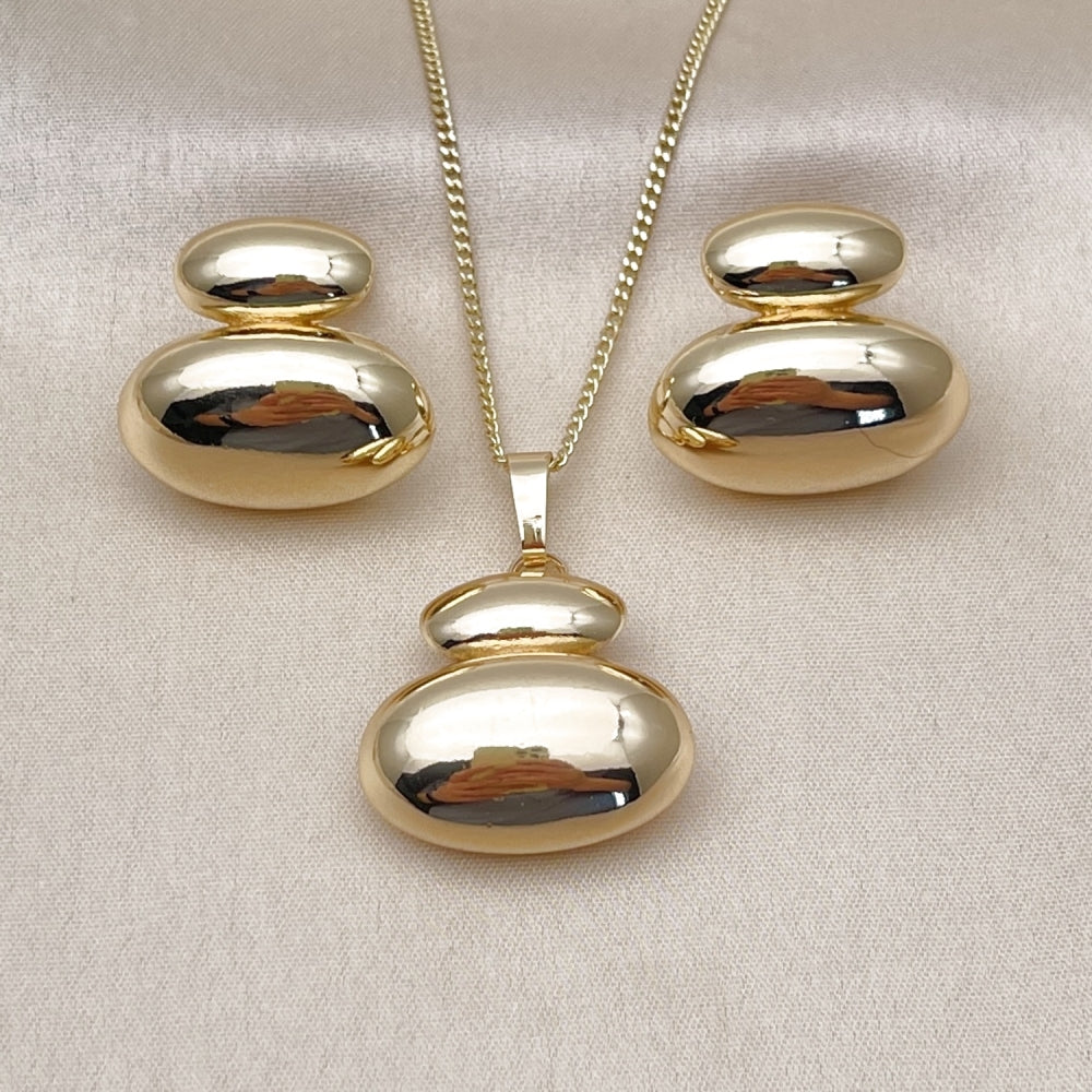 Oro Laminado Earring and Pendant Adult Set, Gold Filled Style Polished, Golden Finish