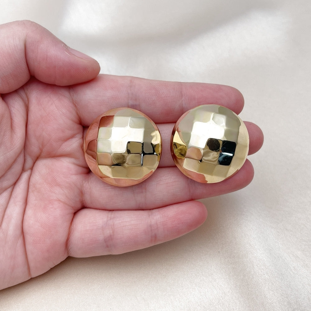 Oro Laminado Stud Earring, Gold Filled Style Hollow and Disco Design, Polished, Golden Finish
