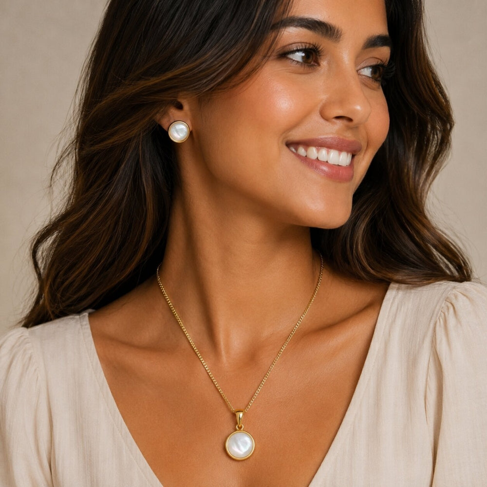 Oro Laminado Earring and Pendant Adult Set, Gold Filled Style with Ivory Opal, Polished, Golden Finish