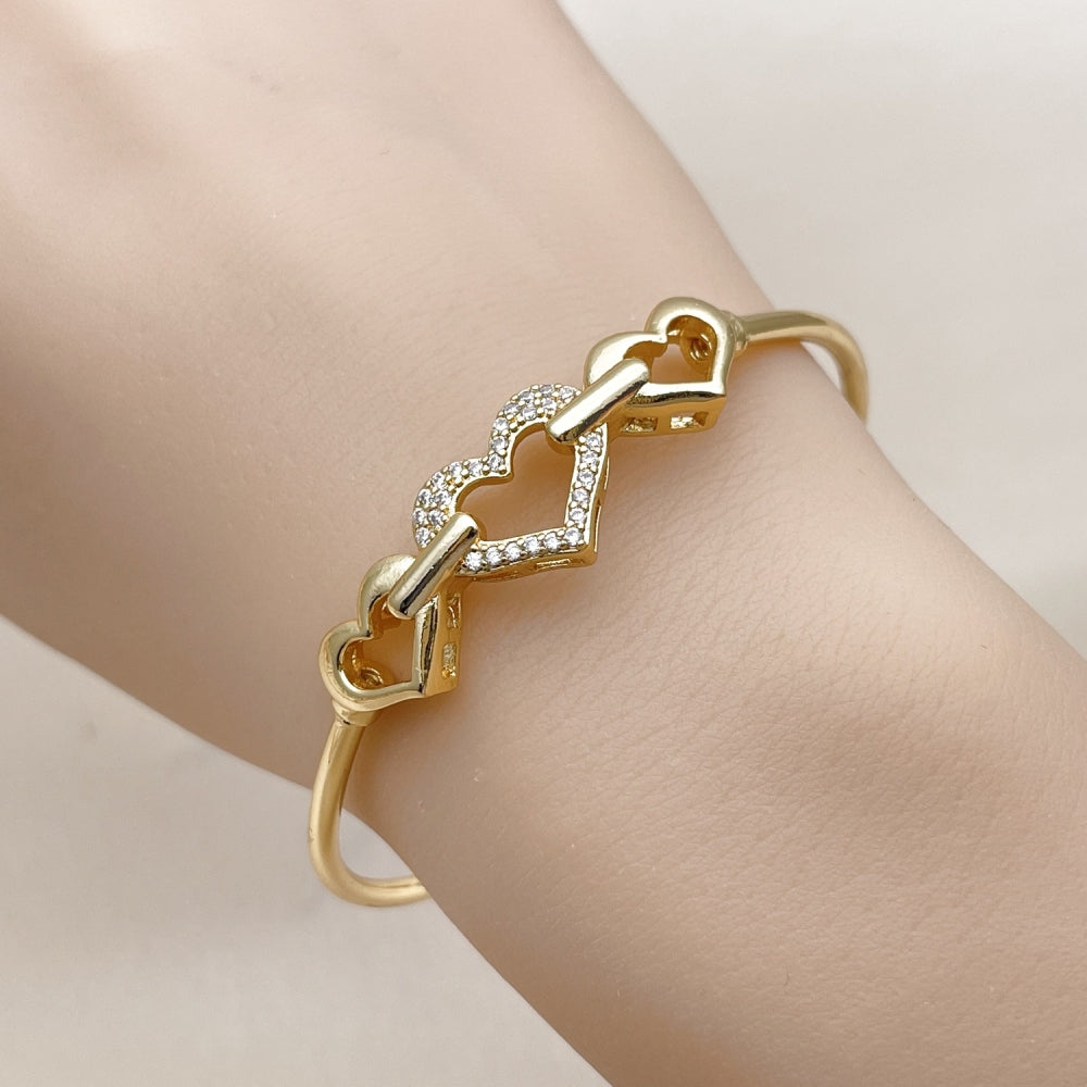 Oro Laminado Individual Bangle, Gold Filled Style Heart Design, with White Micro Pave, Polished, Golden Finish