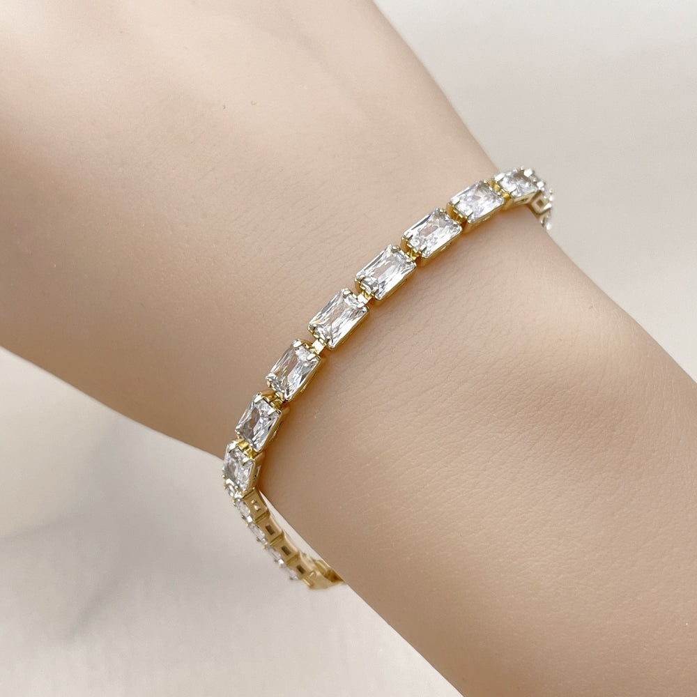 Oro Laminado Tennis Bracelet, Gold Filled Style Baguette Design, with White Cubic Zirconia, Polished, Golden Finish