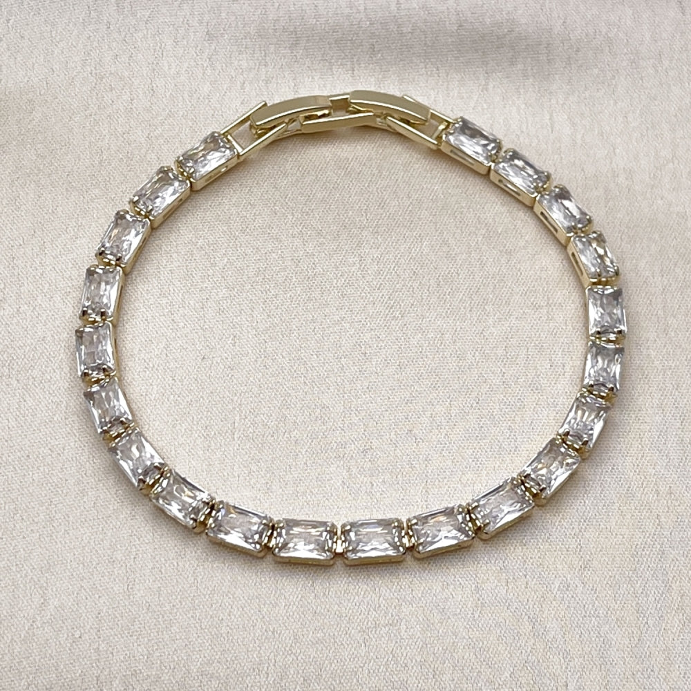 Oro Laminado Tennis Bracelet, Gold Filled Style Baguette Design, with White Cubic Zirconia, Polished, Golden Finish
