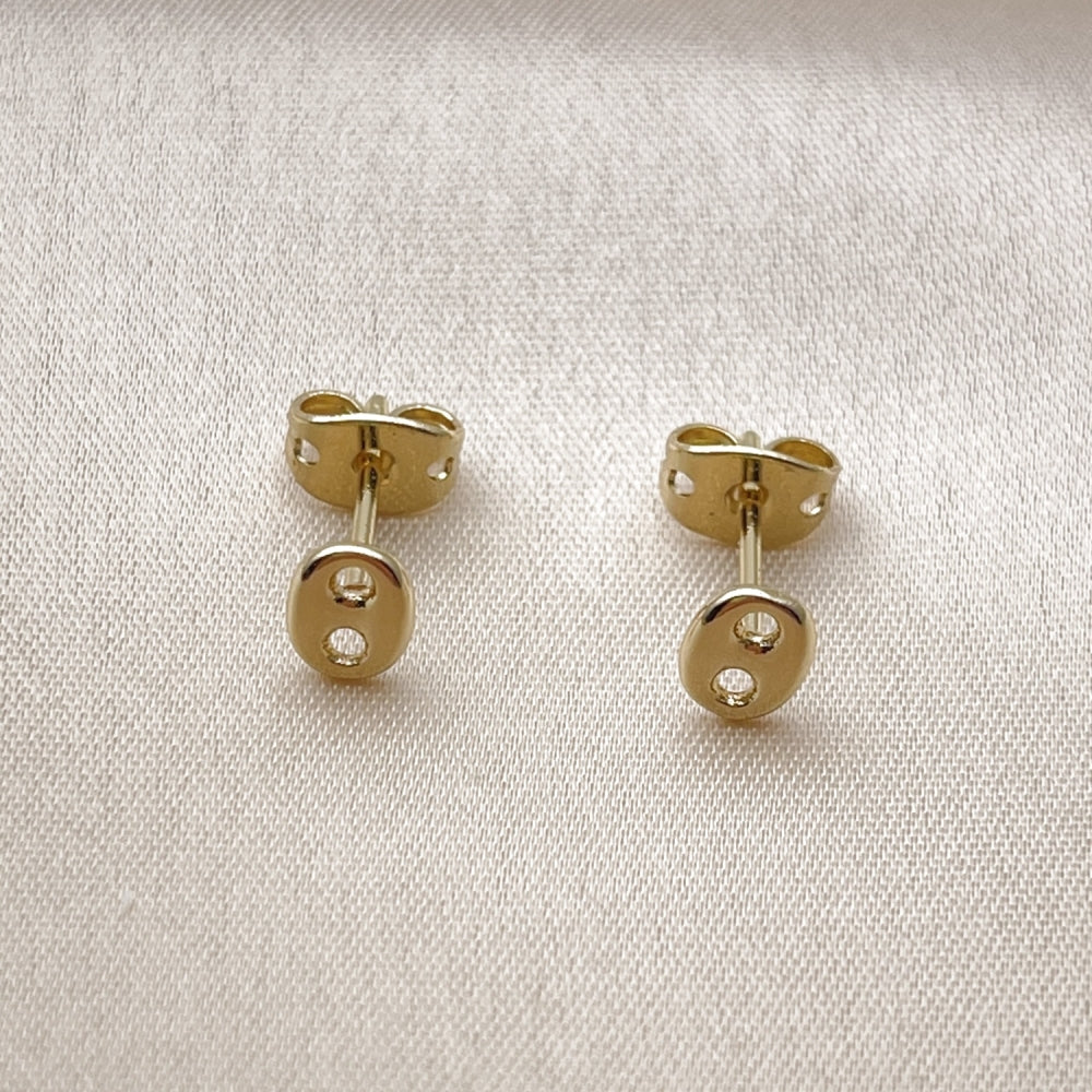 Oro Laminado Stud Earring, Gold Filled Style Puff Mariner Design, Polished, Golden Finish