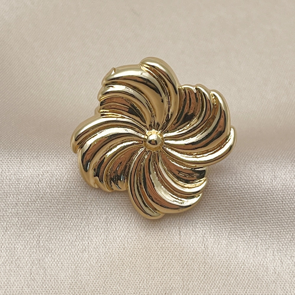 Oro Laminado Elegant Ring, Gold Filled Style Flower Design, Polished, Golden Finish