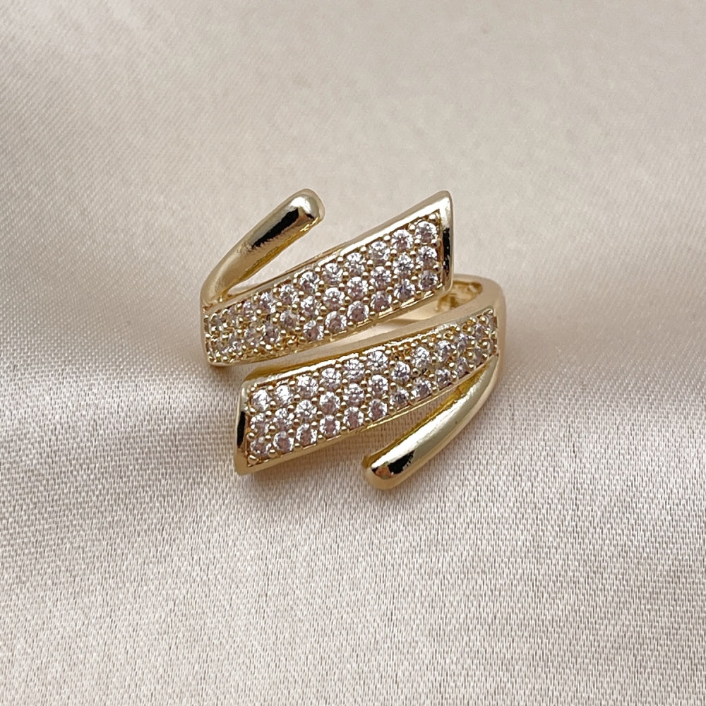 Oro Laminado Multi Stone Ring, Gold Filled Style with White Cubic Zirconia, Polished, Golden Finish