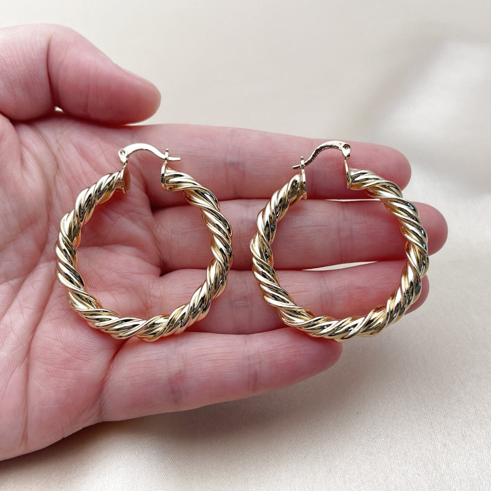 Oro Laminado Medium Hoop, Gold Filled Style Twist and Hollow Design, Polished, Golden Finish