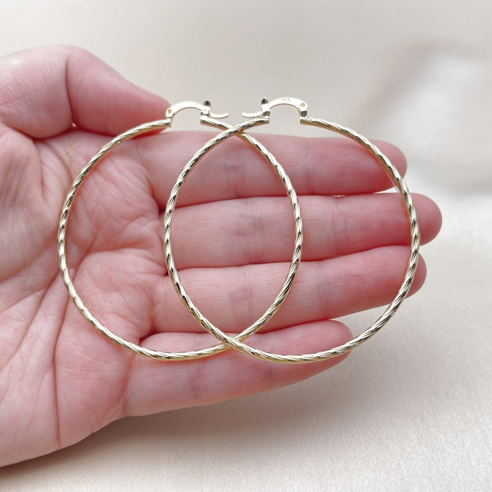 Oro Laminado Large Hoop, Gold Filled Style Diamond Cutting Finish, Golden Finish