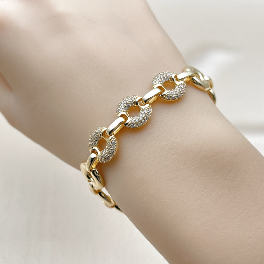 Oro Laminado Fancy Bracelet, Gold Filled Style with White Cubic Zirconia, Polished, Golden Finish