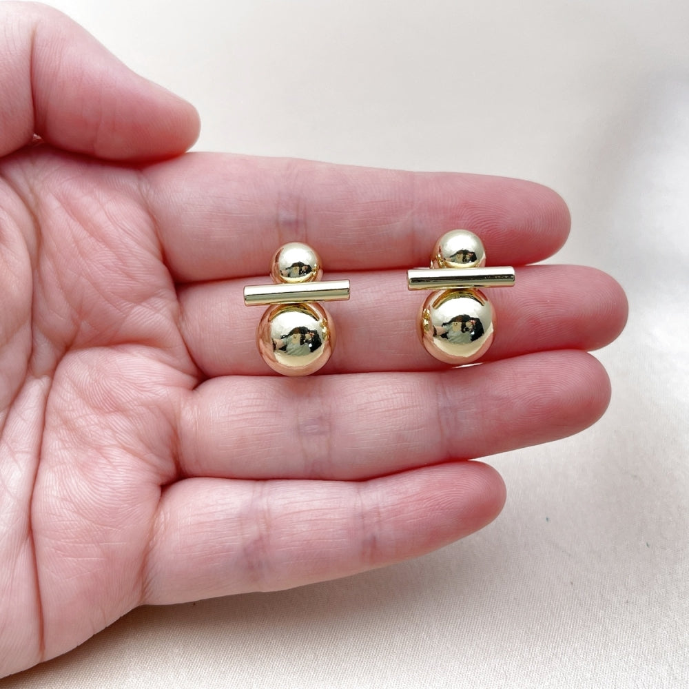 Oro Laminado Stud Earring, Gold Filled Style Ball and Hollow Design, Polished, Golden Finish