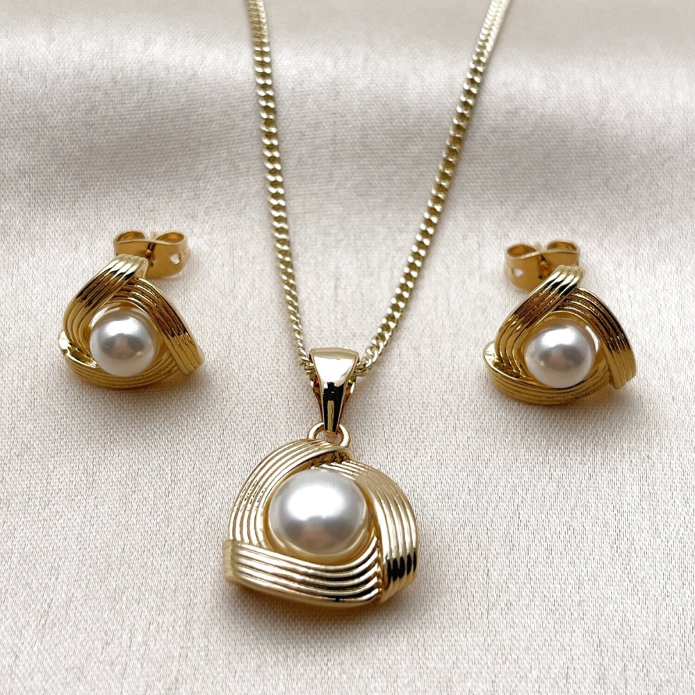 Oro Laminado Earring and Pendant Adult Set, Gold Filled Style Ball and Love Knot Design, with Ivory Pearl, Diamond Cutting Finish, Golden Finish