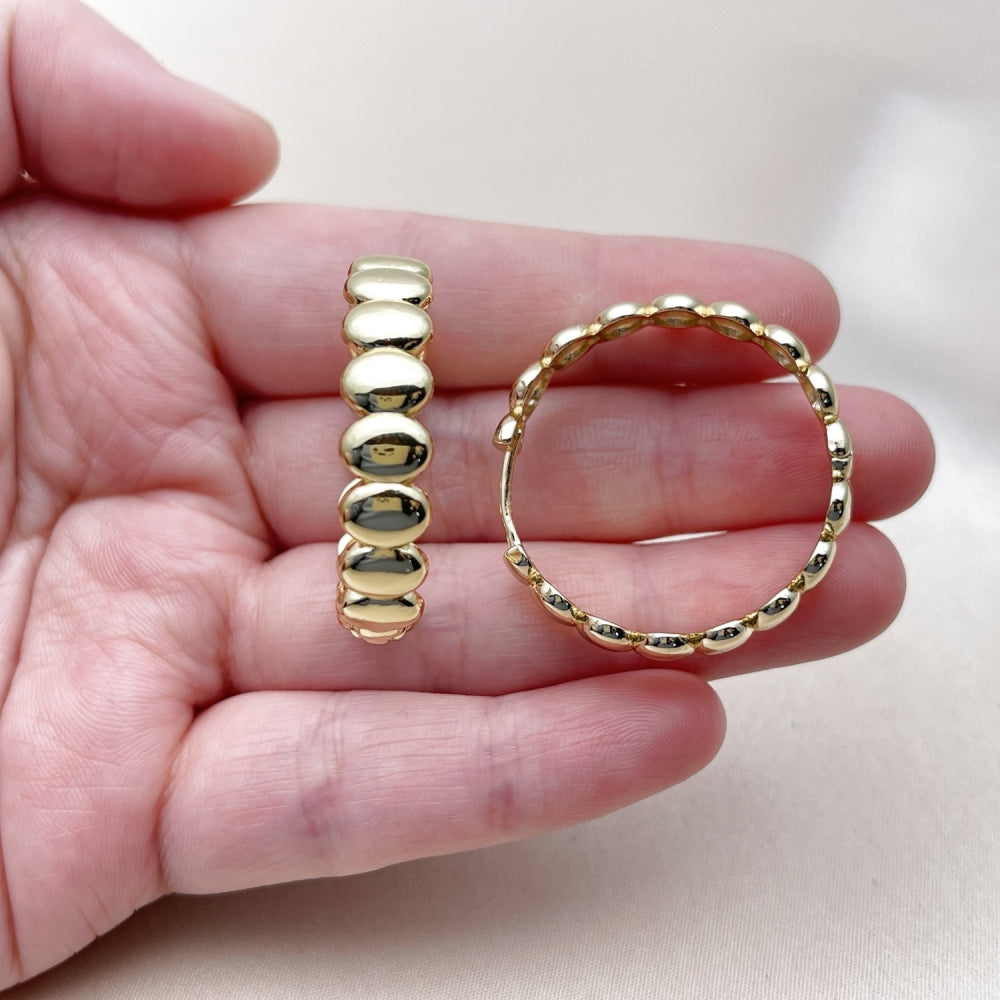 Oro Laminado Huggie Hoop, Gold Filled Style Polished, Golden Finish