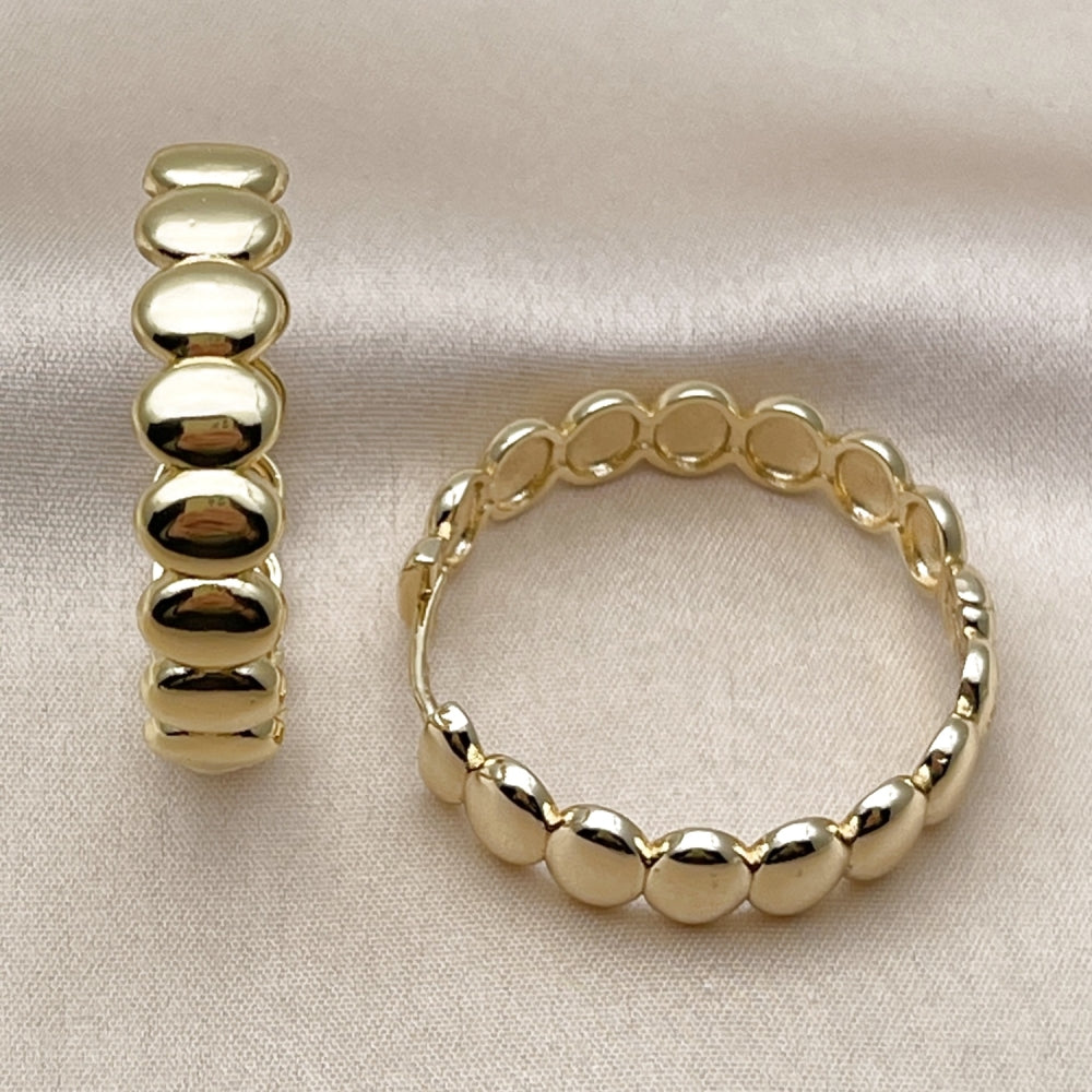 Oro Laminado Huggie Hoop, Gold Filled Style Polished, Golden Finish