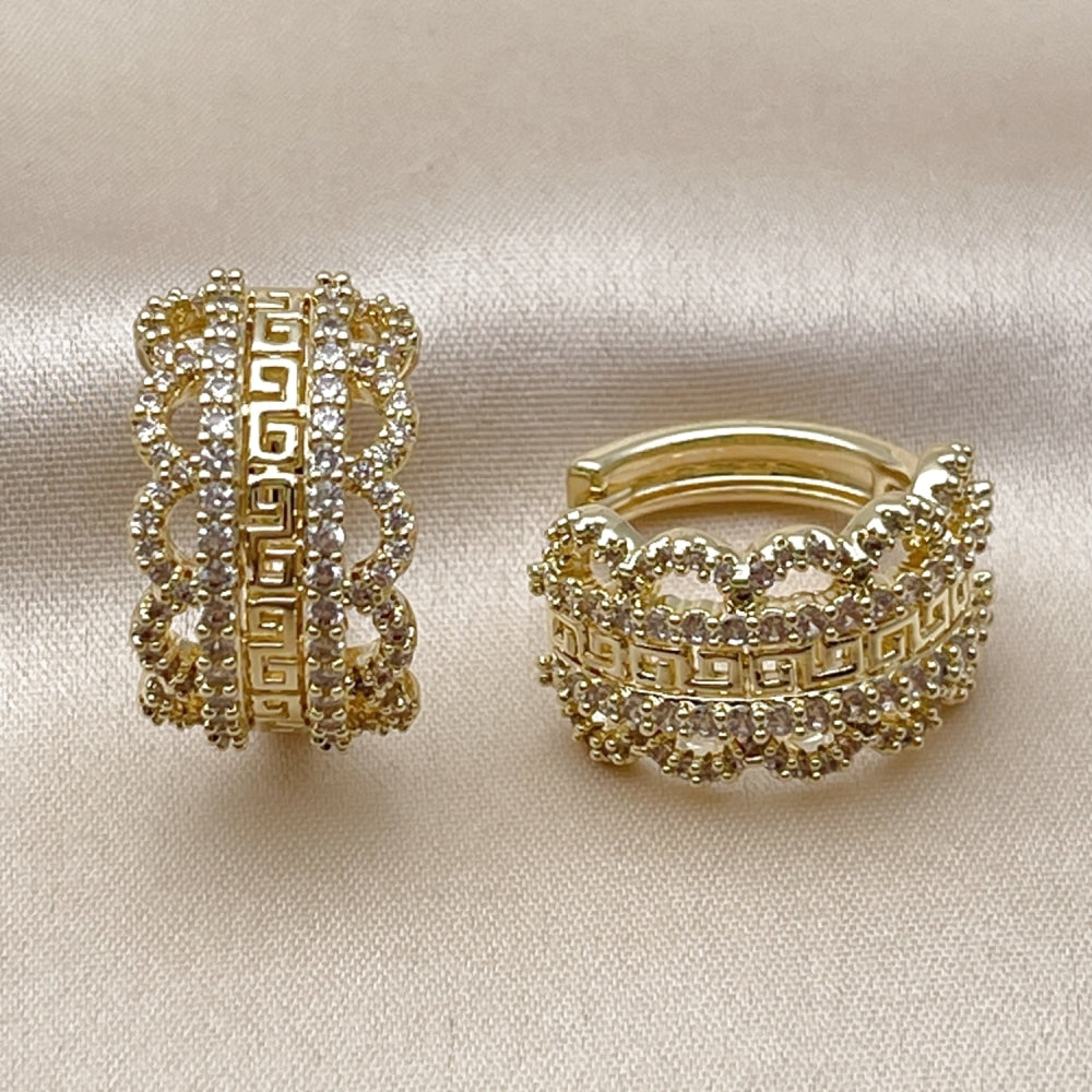 Oro Laminado Huggie Hoop, Gold Filled Style Greek Key Design, with White Cubic Zirconia, Polished, Golden Finish