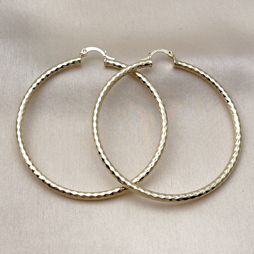 Oro Laminado Large Hoop, Gold Filled Style Hollow Design, Diamond Cutting Finish, Golden Finish