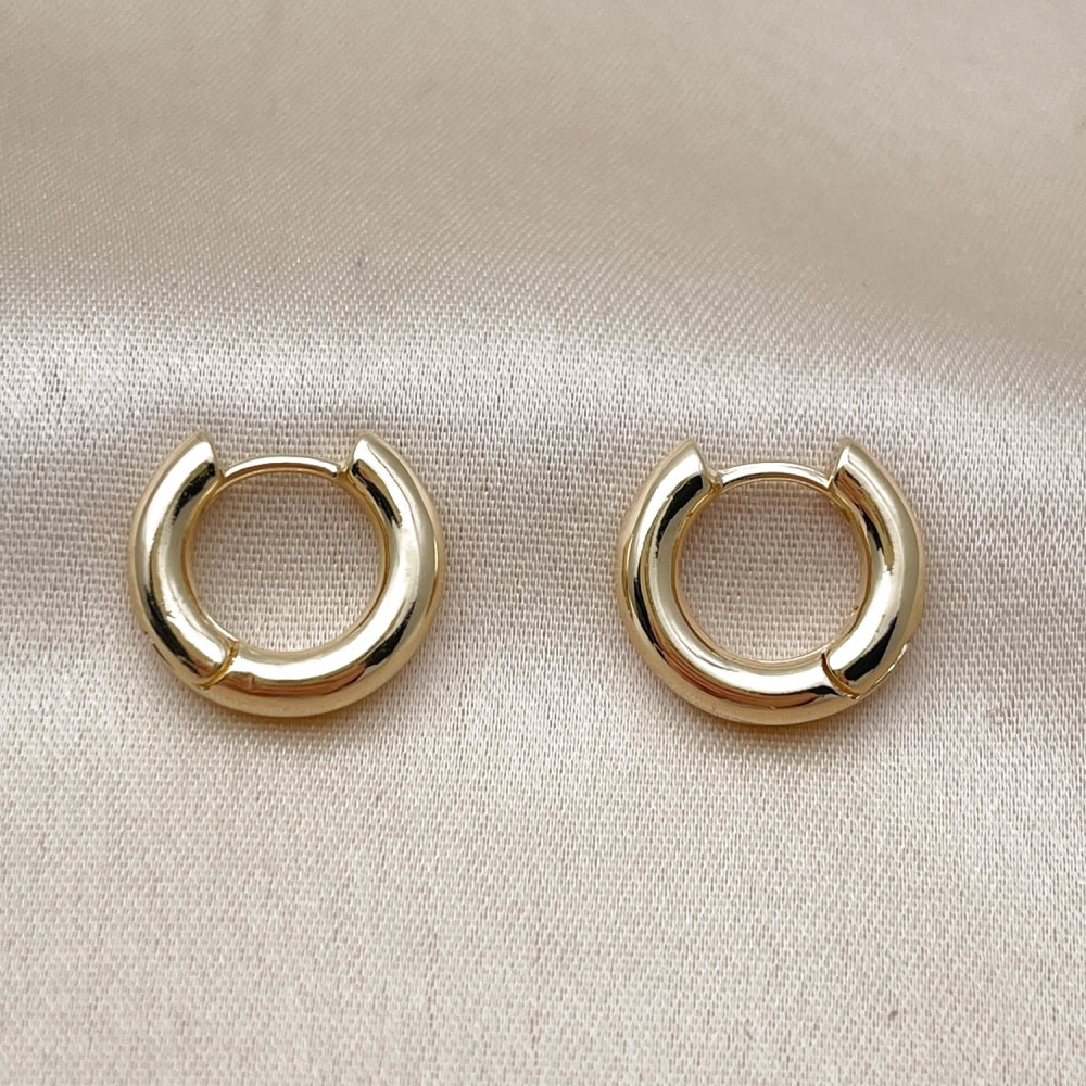 Oro Laminado Huggie Hoop, Gold Filled Style Polished, Golden Finish