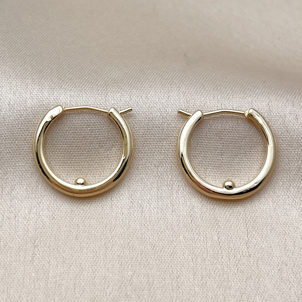 Oro Laminado Small Hoop, Gold Filled Style Polished, Golden Finish