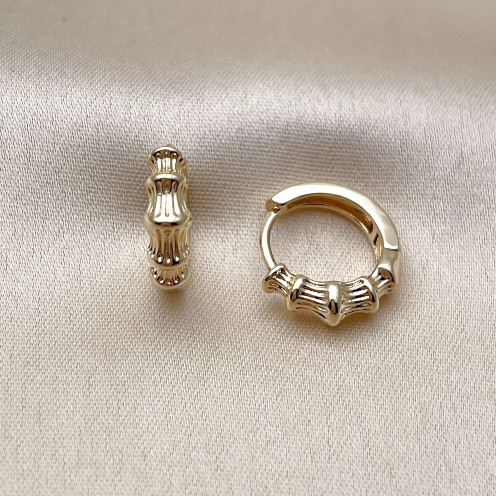 Oro Laminado Huggie Hoop, Gold Filled Style Bamboo Design, Polished, Golden Finish