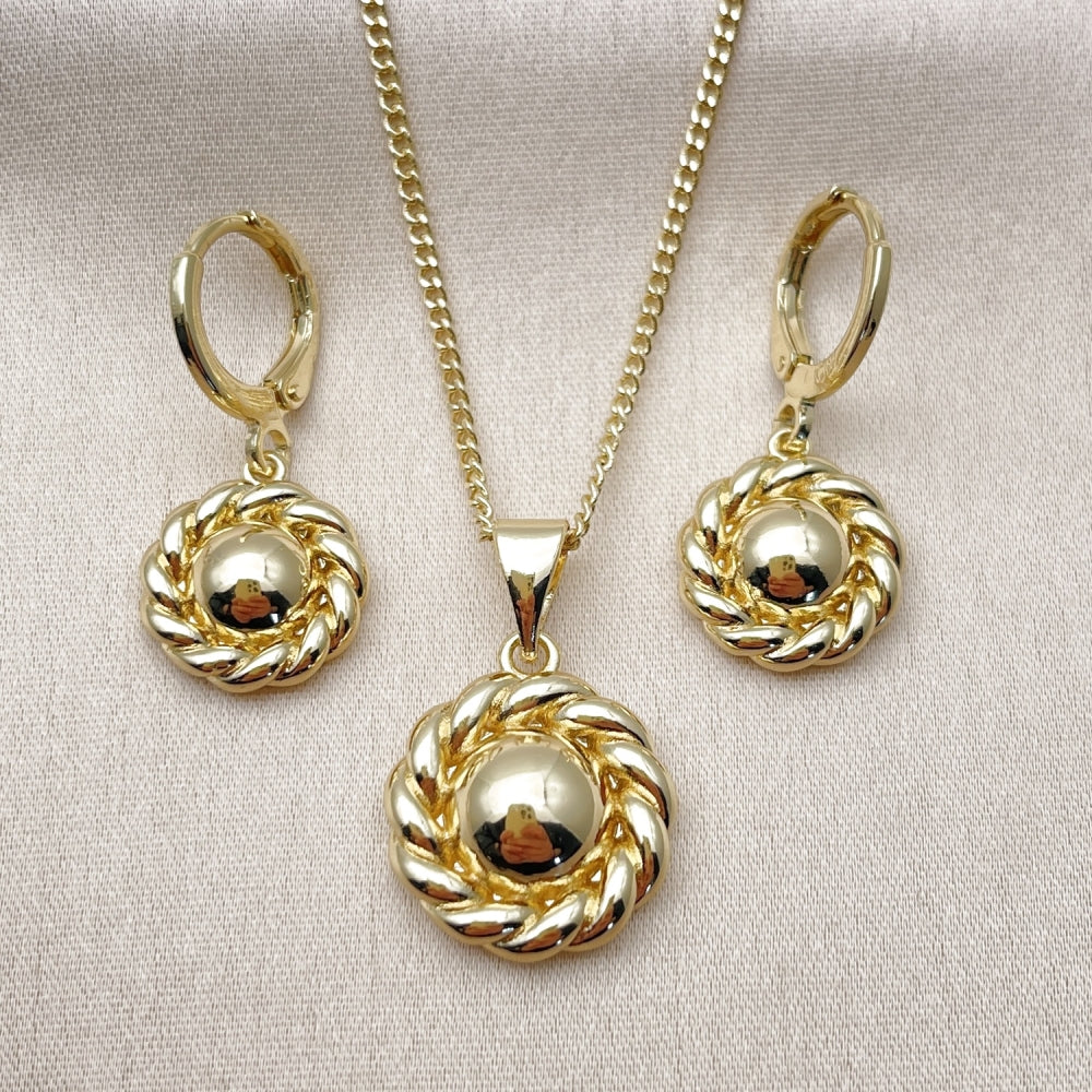 Oro Laminado Earring and Pendant Adult Set, Gold Filled Style Flower Design, Polished, Golden Finish