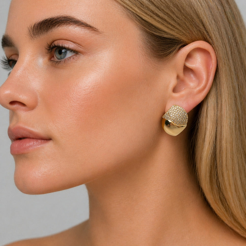 Oro Laminado Stud Earring, Gold Filled Style with White Micro Pave, Polished, Golden Finish