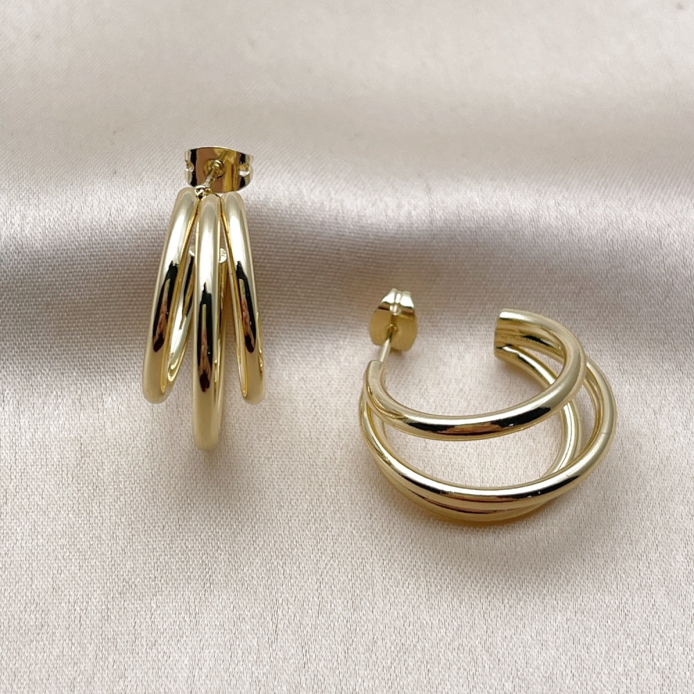 Oro Laminado Small Hoop, Gold Filled Style Polished, Golden Finish