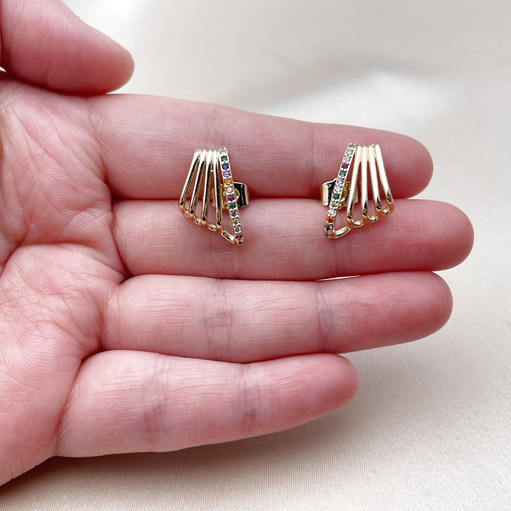 Oro Laminado Stud Earring, Gold Filled Style with White Micro Pave, Polished, Golden Finish