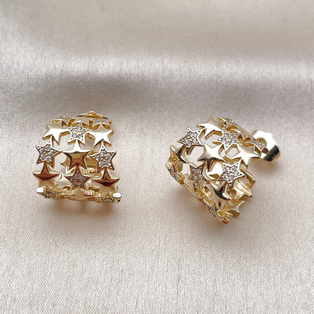 Oro Laminado Small Hoop, Gold Filled Style Star Design, with White Micro Pave, Polished, Golden Finish