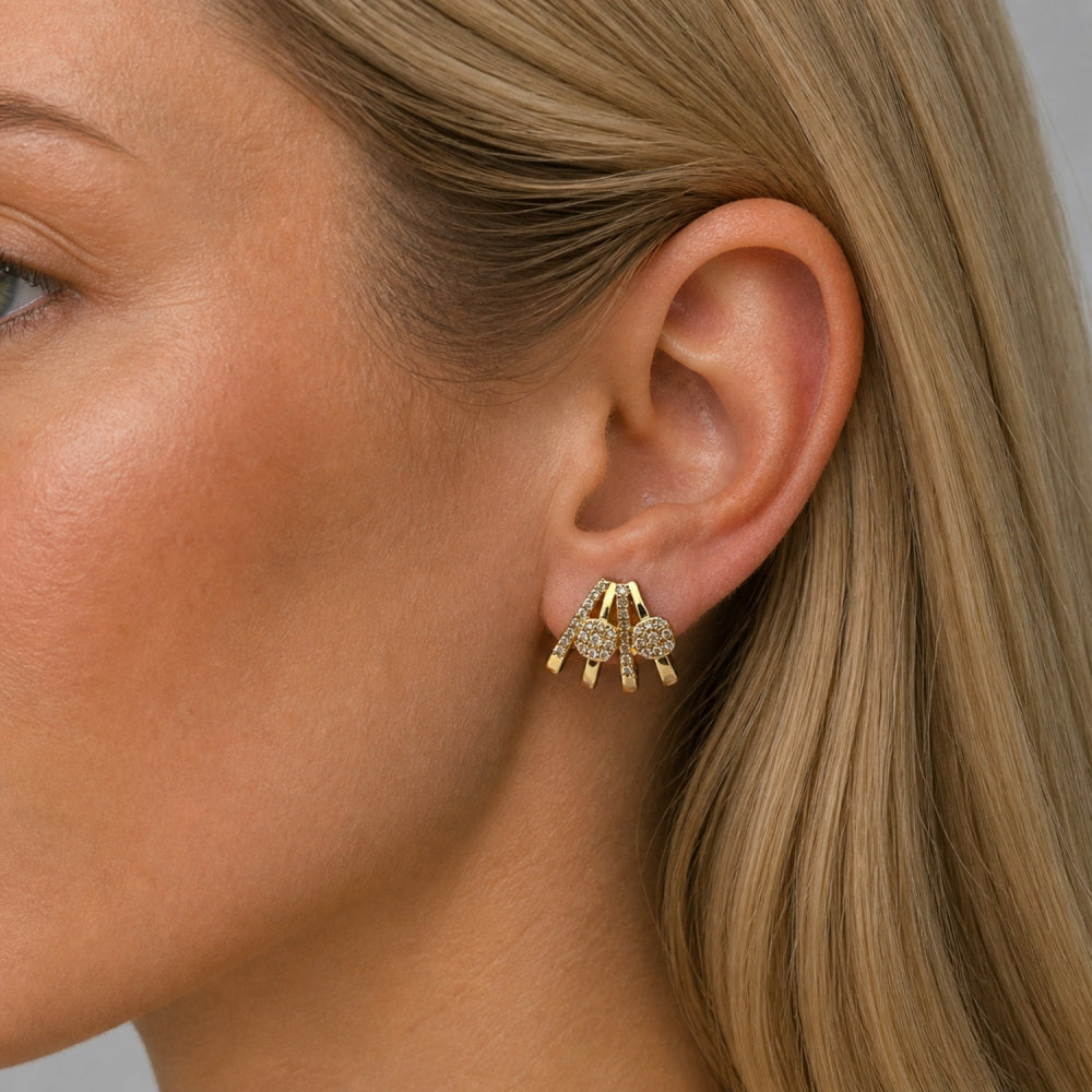 Oro Laminado Stud Earring, Gold Filled Style with White Cubic Zirconia, Polished, Golden Finish
