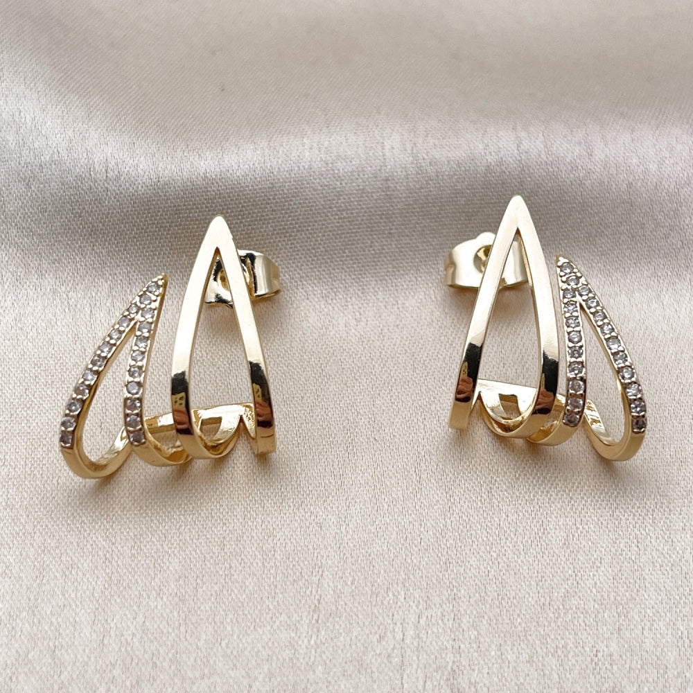 Oro Laminado Stud Earring, Gold Filled Style Teardrop Design, with White Micro Pave, Polished, Golden Finish