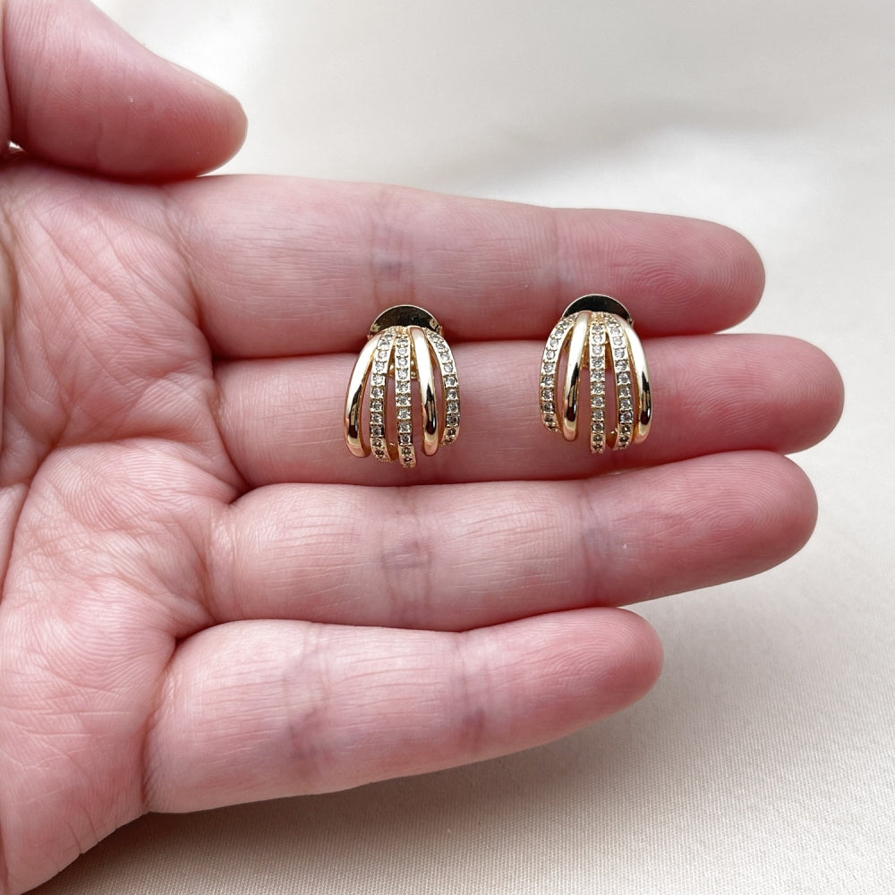 Oro Laminado Stud Earring, Gold Filled Style with White Micro Pave, Polished, Golden Finish