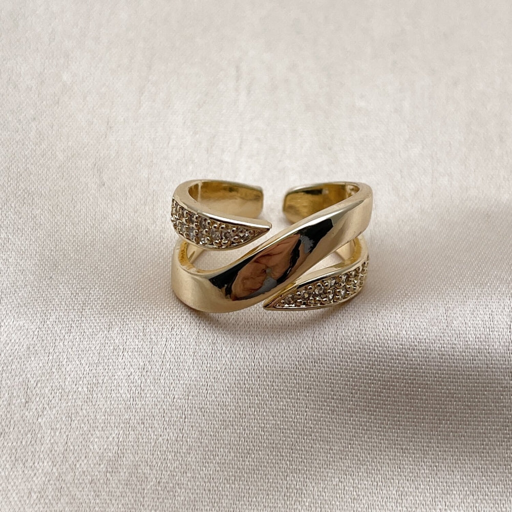 Oro Laminado Multi Stone Ring, Gold Filled Style with White Cubic Zirconia, Polished, Golden Finish