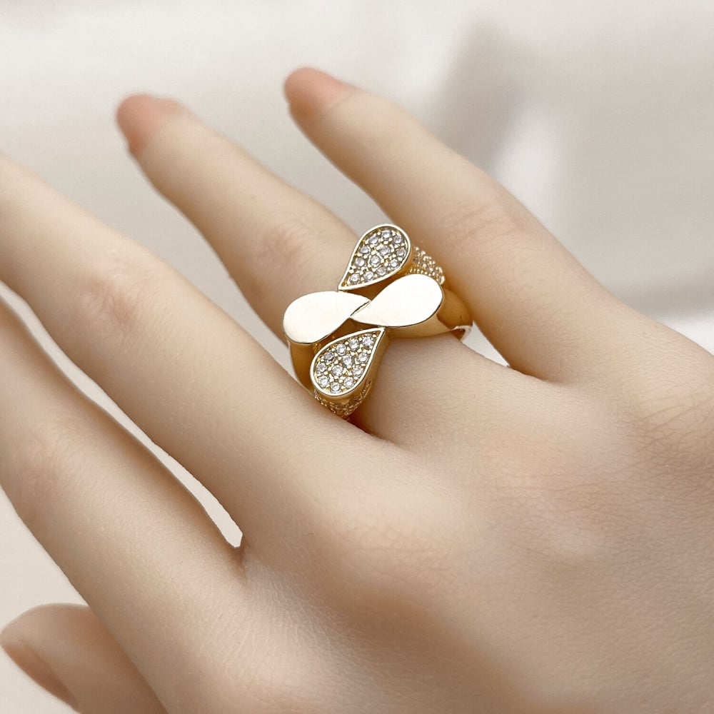 Oro Laminado Multi Stone Ring, Gold Filled Style Teardrop Design, with White Cubic Zirconia, Polished, Golden Finish