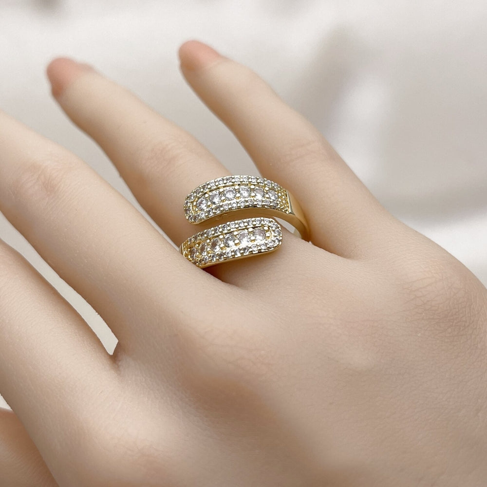 Oro Laminado Multi Stone Ring, Gold Filled Style Cluster and Teardrop Design, with White Cubic Zirconia, Polished, Golden Finish