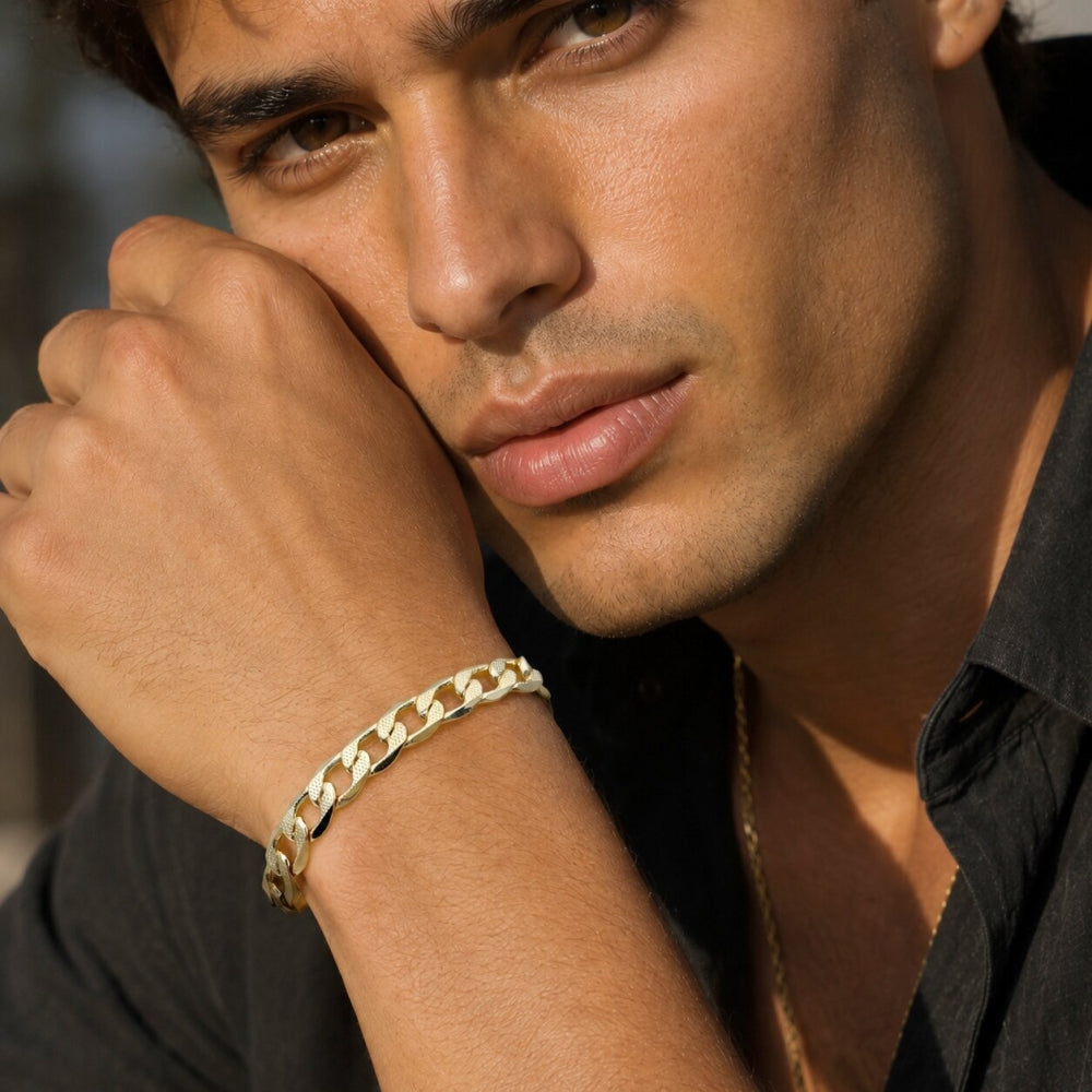 Oro Laminado Basic Bracelet, Gold Filled Style Curb Design, Polished, Golden Finish